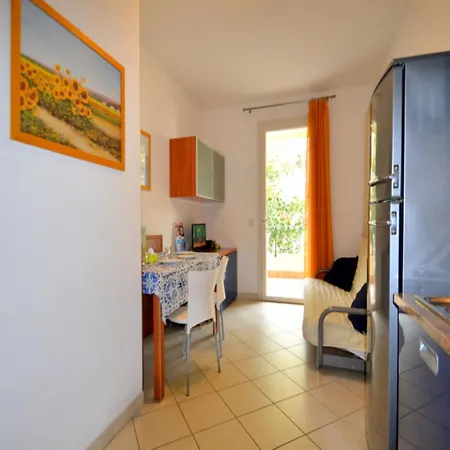 Enjoy The View Of The Garden From Our Balcony *